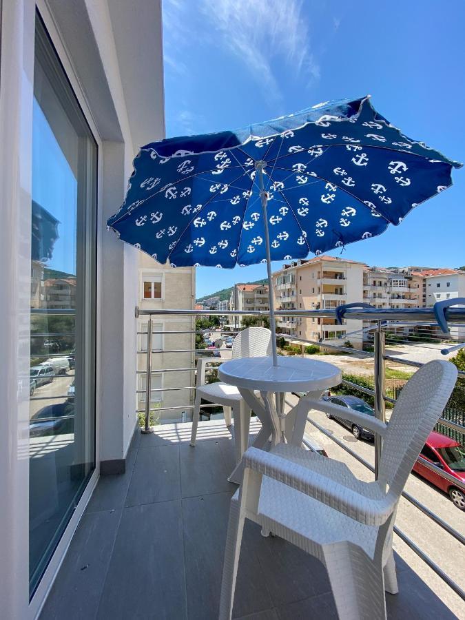 Apartments Monika Будва Екстер'єр фото