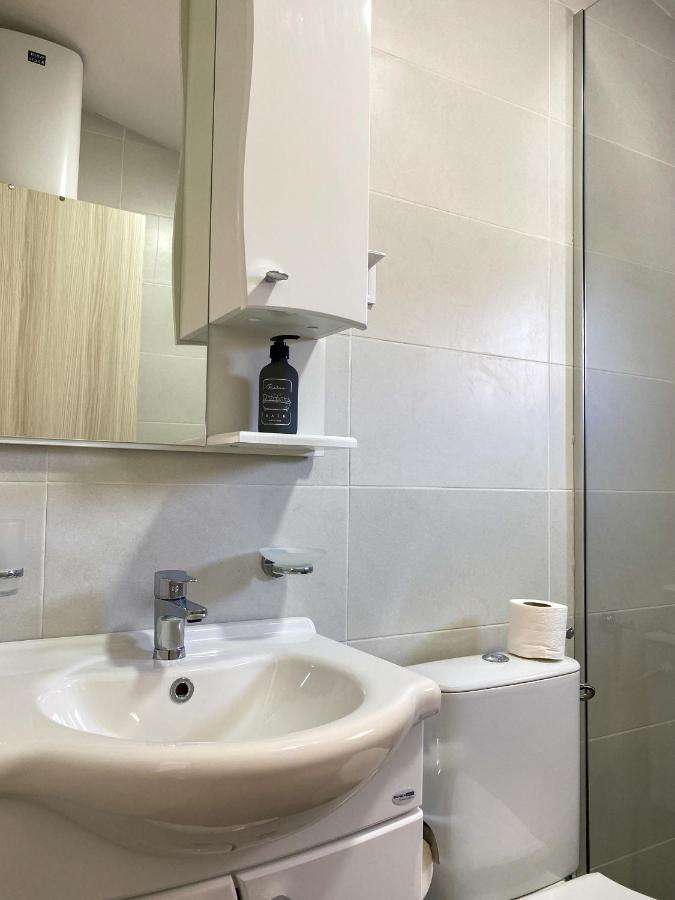 Apartments Monika Будва Екстер'єр фото