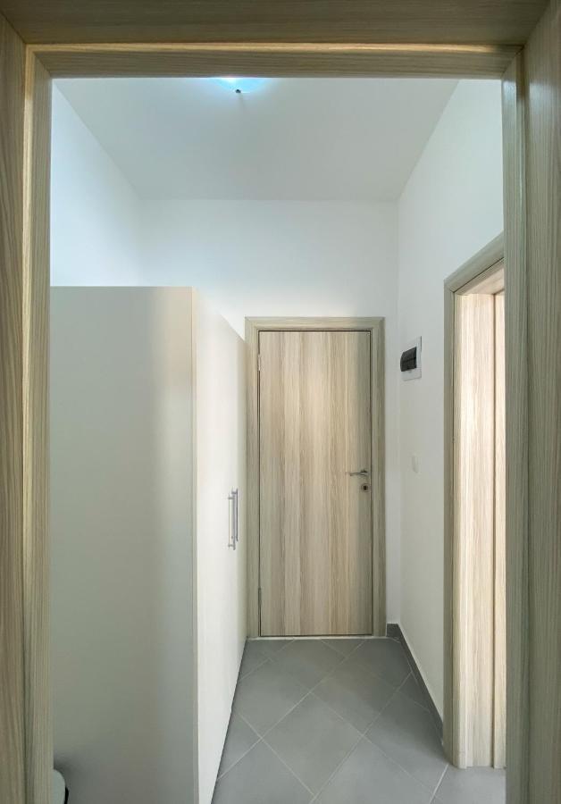 Apartments Monika Будва Екстер'єр фото